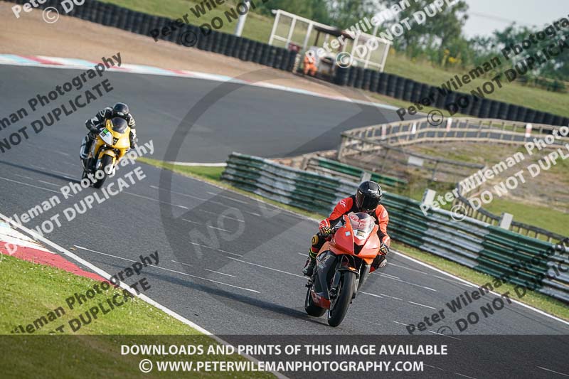 enduro digital images;event digital images;eventdigitalimages;mallory park;mallory park photographs;mallory park trackday;mallory park trackday photographs;no limits trackdays;peter wileman photography;racing digital images;trackday digital images;trackday photos